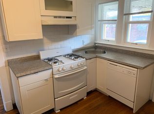 949 Hancock St APT 5, Quincy, MA 02170