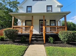 395 Howe St, Akron, OH 44307