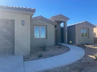 705 9th St NE, Rio Rancho, NM 87124