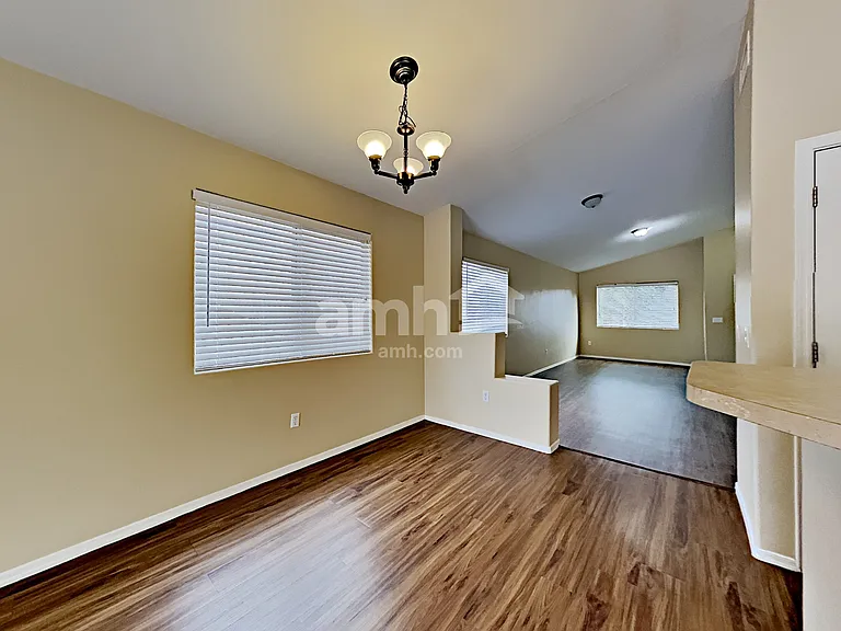 4133 E Lushfield Dr — Photo 5