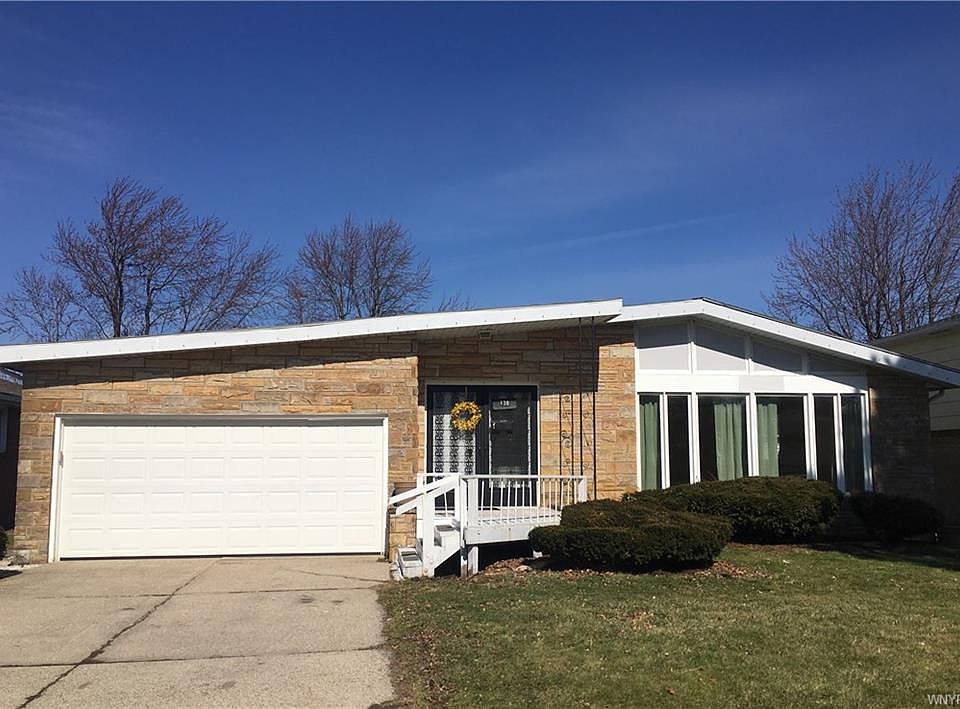 1st image of 138 Noel Dr