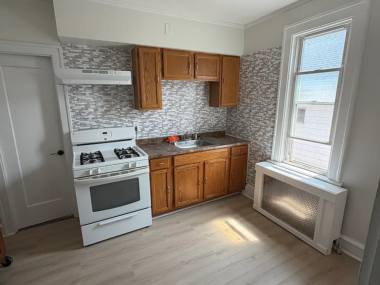 947 Western Ave #2 — Photo 8