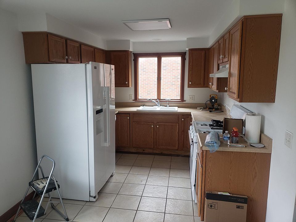 1st image of 117 Iris Ave