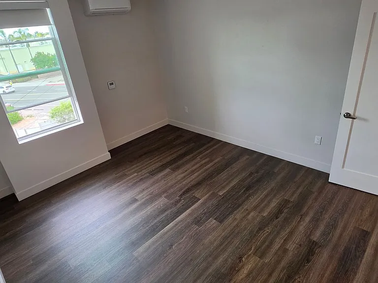 NV Lofts — Photo 52