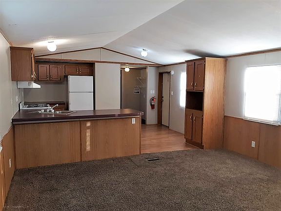 Living Room & Kitchen View