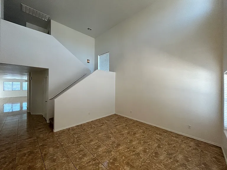 7399 W Solano Dr S — Photo 5