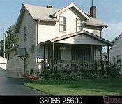 2nd image of 810 Oak Knoll Ave SE