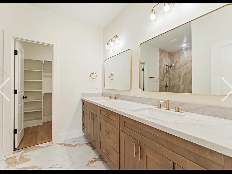 9109 Henrietta St #B — Photo 17