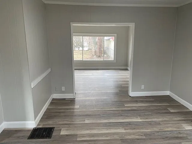 1384 Playford Ave — Photo 2