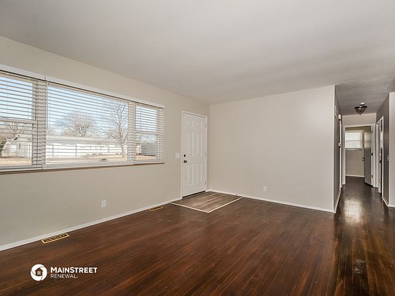 4th image of 420 Wren Dr