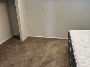464 Jefferson Blvd APT D, Henderson, NV 89011