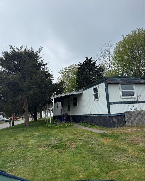 2nd image of 301 Bulgarmarsh Rd Lot 58
