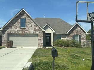 40356 Crestwood Ln, Ponchatoula, LA 70454