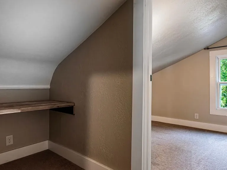 22 Mulberry St — Photo 43