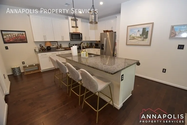 1296 foggy turn unit 45 — Photo 3