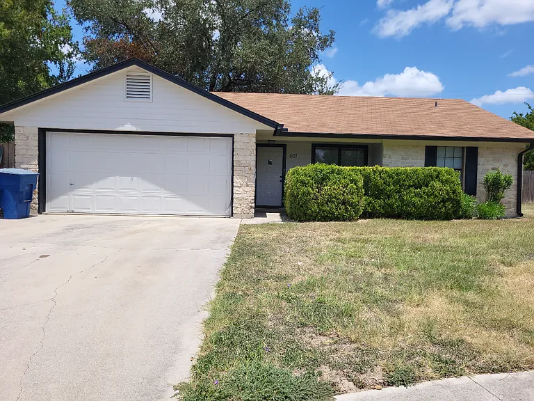 106 Saddle Dr — Photo 1