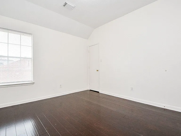 9641 Weldridge Dr — Photo 27