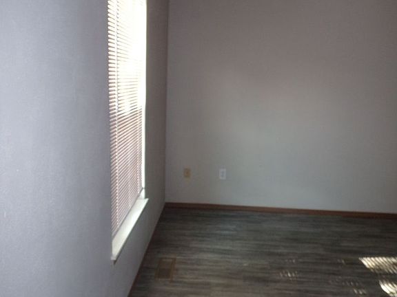 4th image of 1604 N Main St APT B