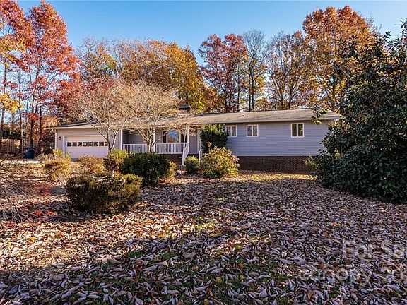 5th image of 1140 Knollwood Dr #18