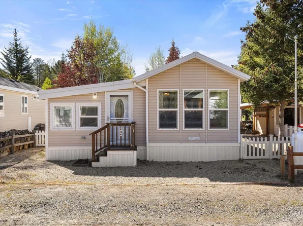 A 33/35 St, Cascade, ID 83611
