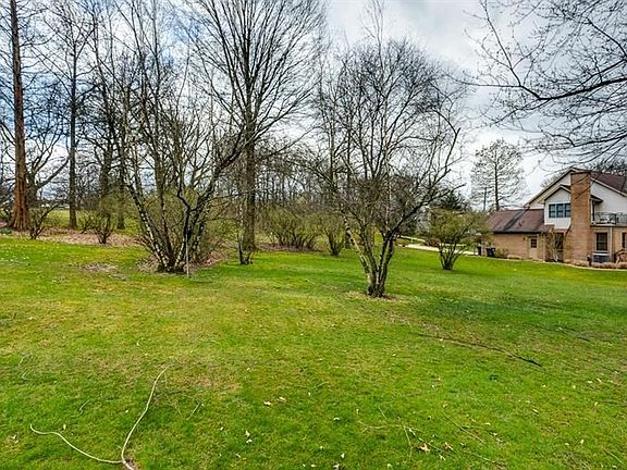 Looking towards Woodland Ave