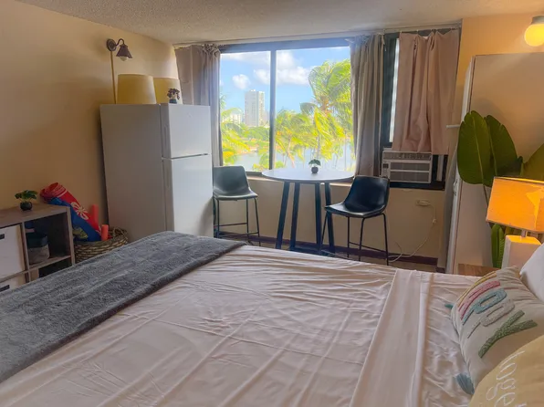444 Niu St, Honolulu, HI