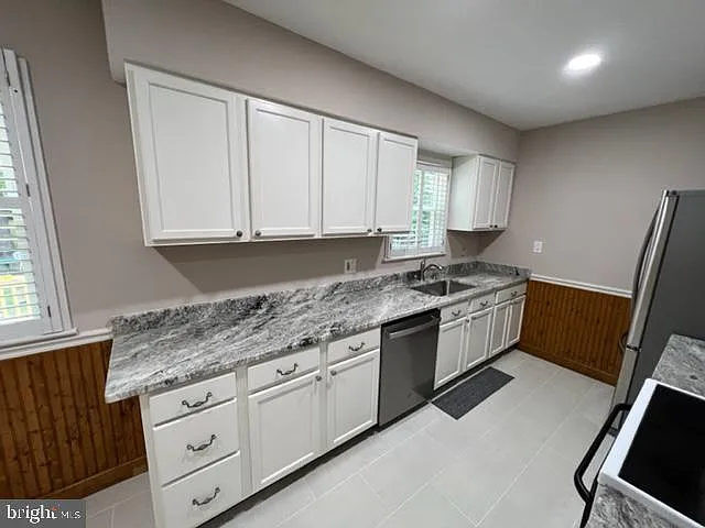 3704 Bevan Dr — Photo 13