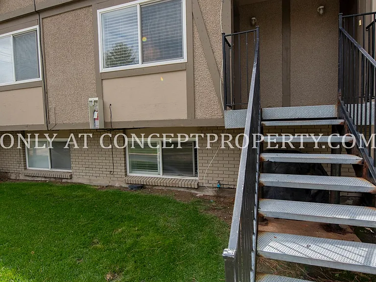 6660 S 1300 W — Photo 32
