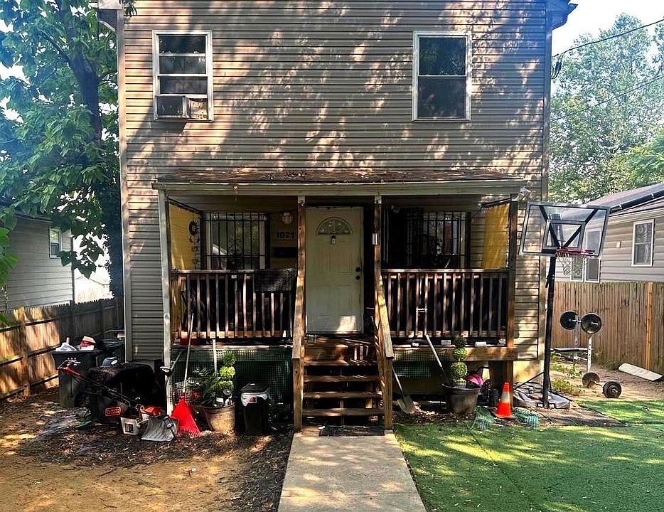 1st image of 1027 49th St NE