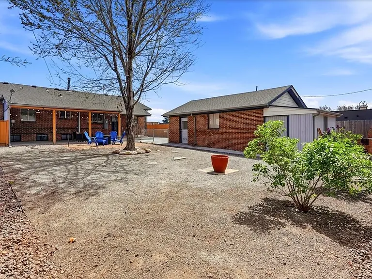 3835 Pierce St — Photo 41