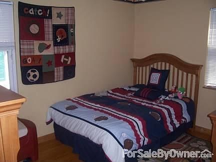 Bedroom 2
						:
						Original hardwood floors