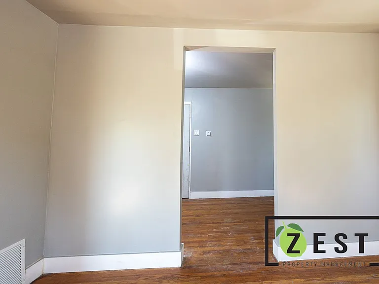 5235 Haverhill — Photo 18