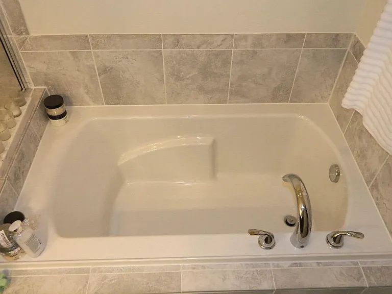 517 Pebblebrook Ln — Photo 21