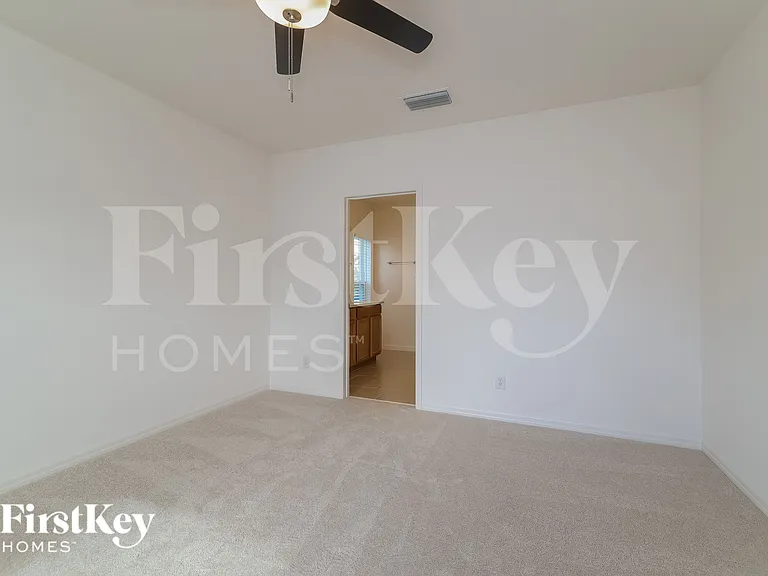 705 Fiddlesticks Dr — Photo 10