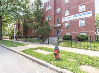 629 E Armour Blvd #629-3D, Kansas City, MO 64109