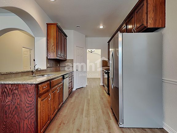 3rd image of 8613 Corral Cir
