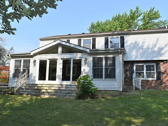 2nd image of 16401 S Mayleon Dr