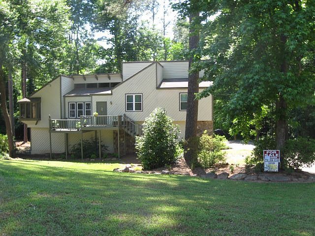1st image of 3327 Emory Dr