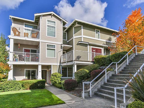 Well maintained complex!