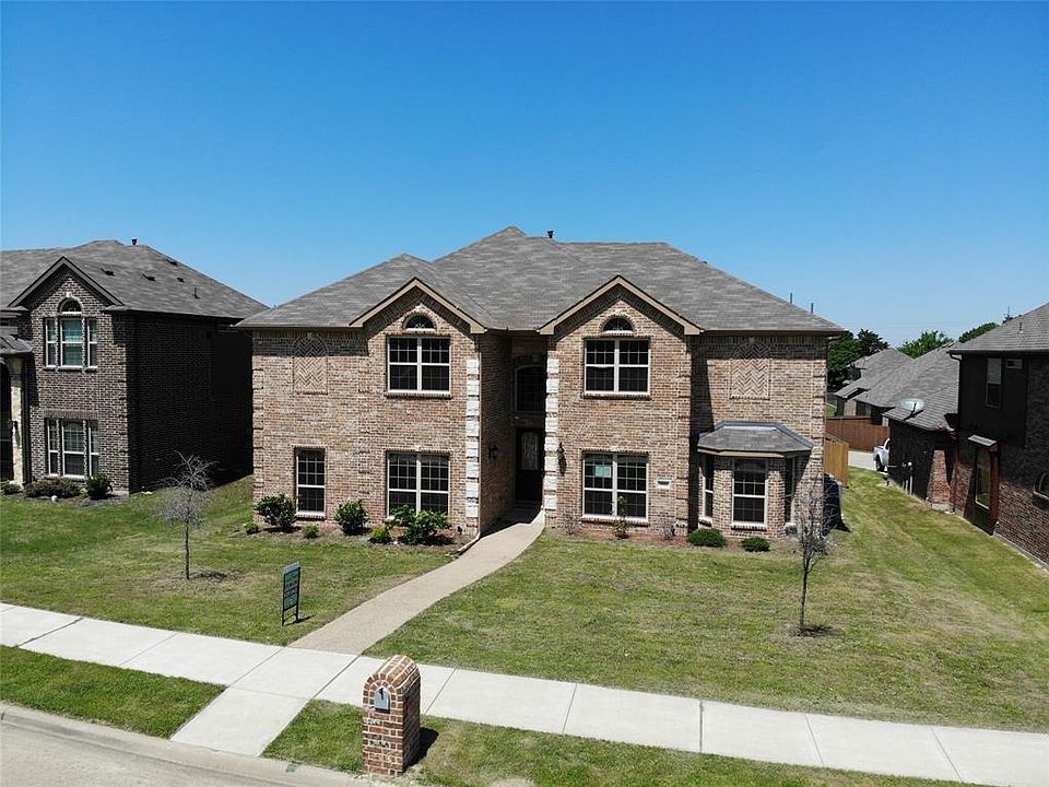 1st image of 1801 Lakeview Dr