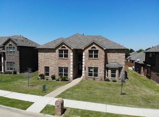 1801 Lakeview Dr, Desoto, TX 75115