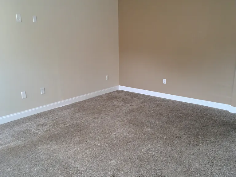 504 Roosevelt St — Photo 3