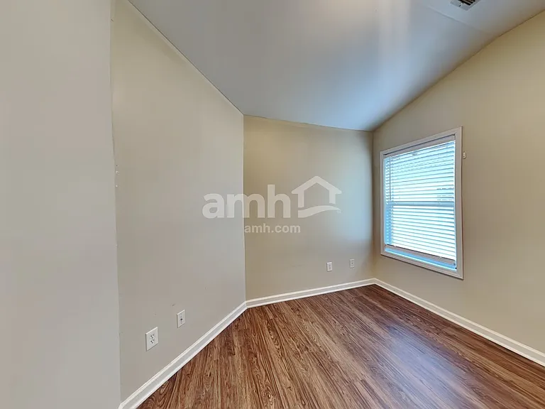 16 Creekside Way — Photo 12