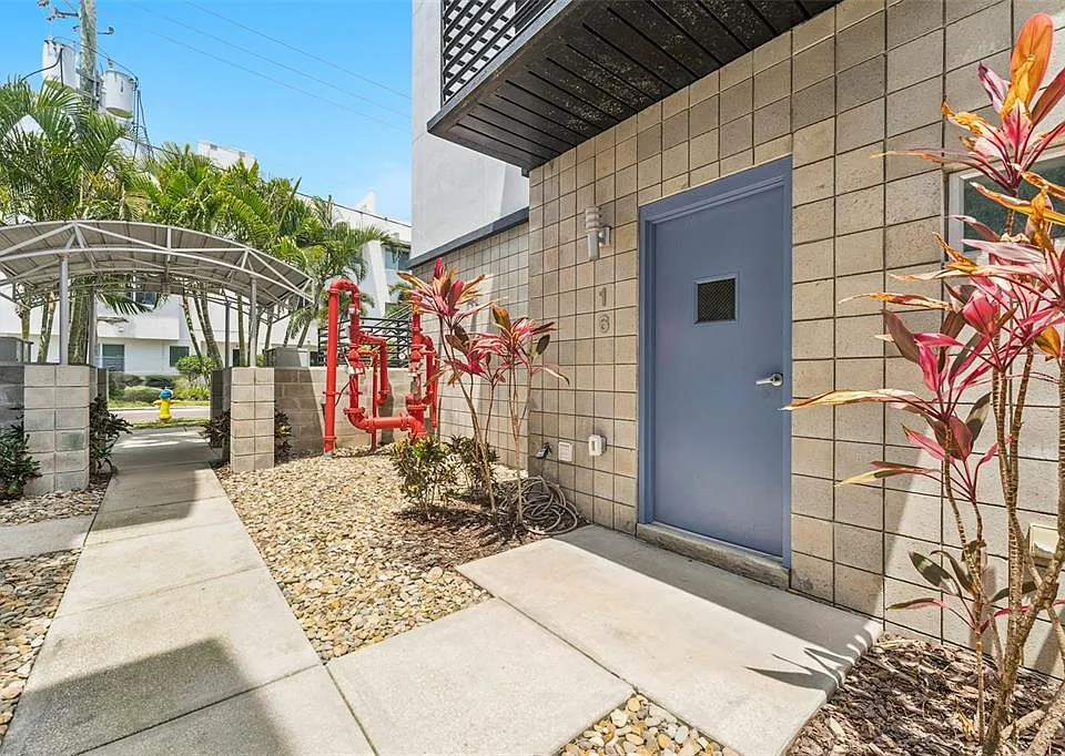 5008 S Macdill Ave #16