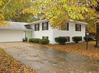 6810 Forest Glade Ct, Middleton, WI 53562