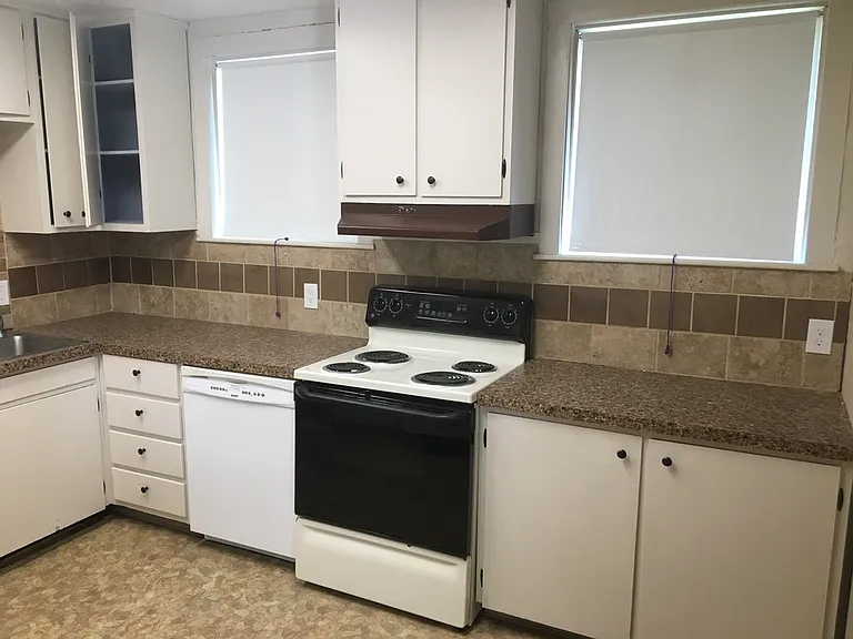2501 W State St #0 — Photo 11