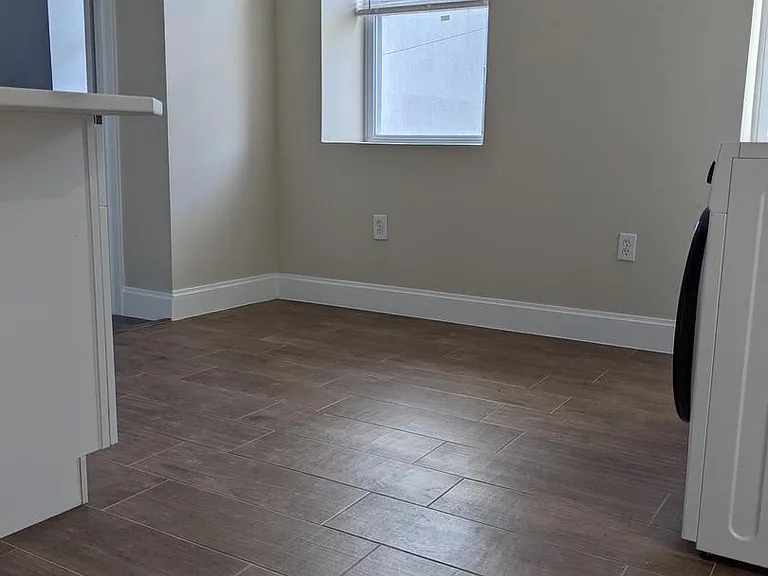 616 N 11th St #2 — Photo 5