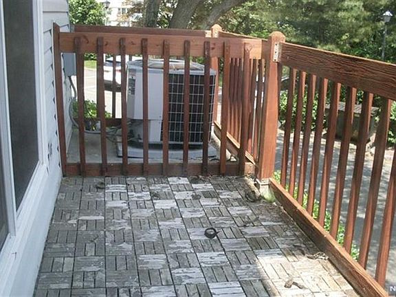 4th image of 132 Lynette Dr #1230