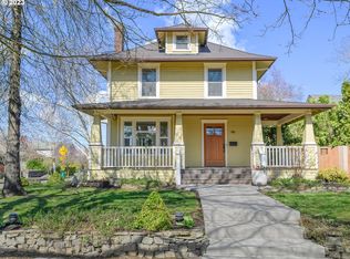 913 NE Ainsworth St, Portland, OR 97211