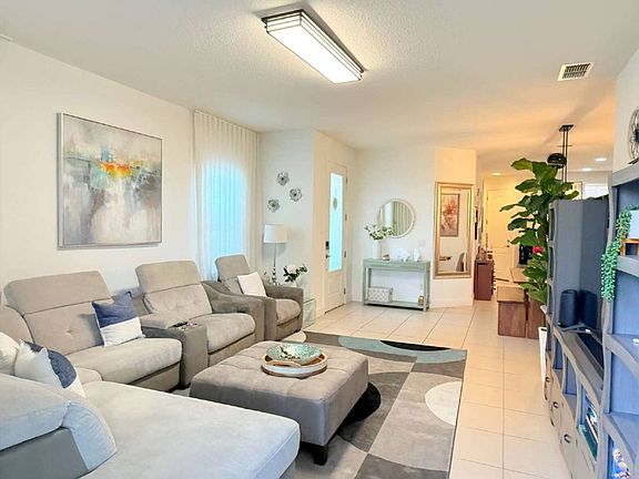 5th image of 10779 Belfry Cir